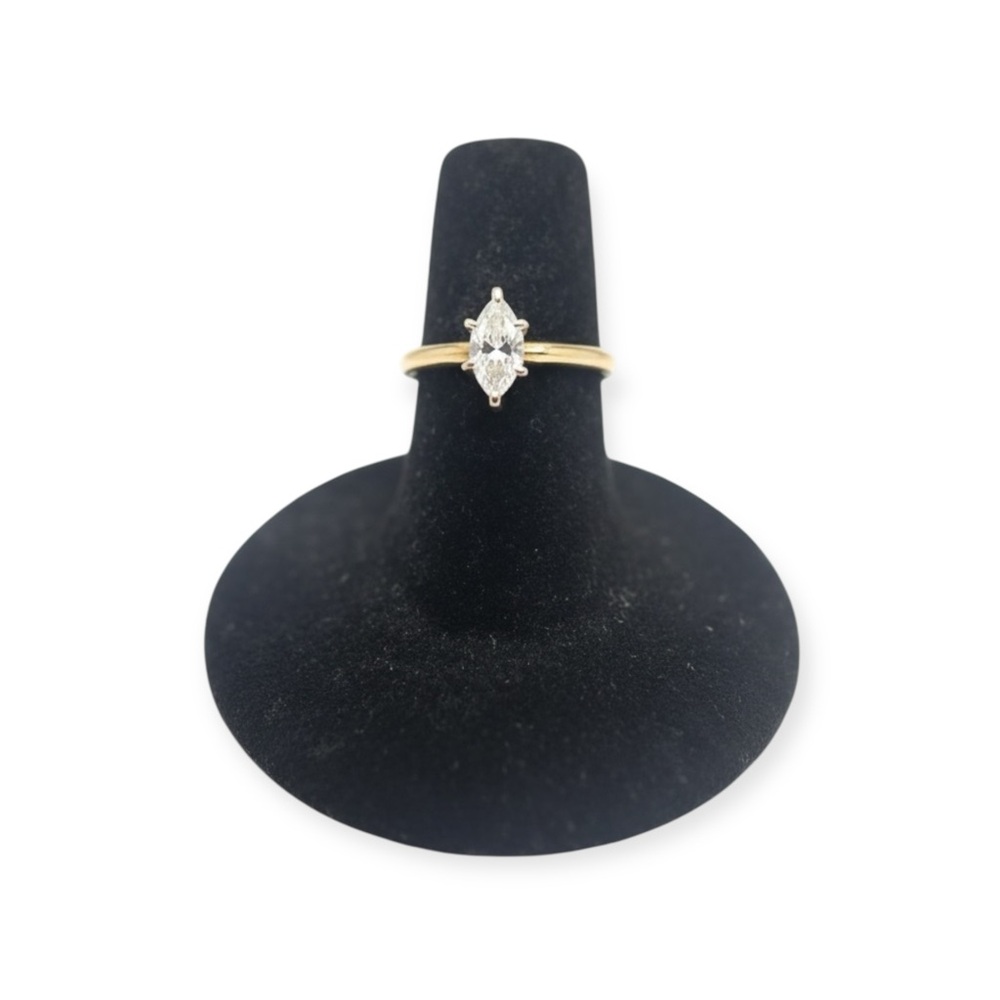 Vintage: .5 CT Marquise Diamond Solitaire Engagement Ring 𖦹 14K Gold 𖦹 Size 5 - Picture 14 of 16